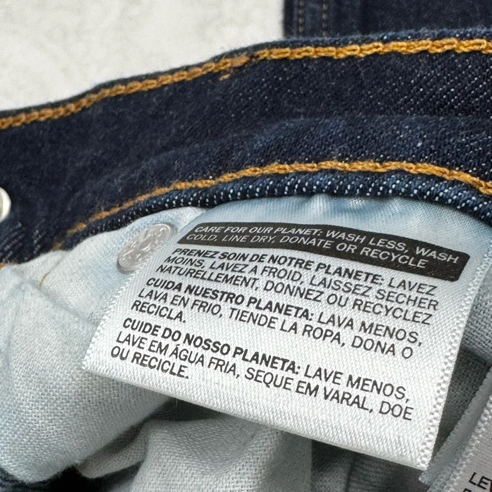 Levi’s 511 Denim Jeans in euc size 34/32 relaxed comfort fit red tag Levi’s Y2K